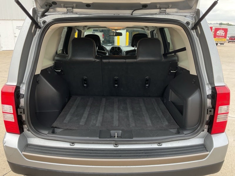 2016 Jeep Patriot 75th Anniversary