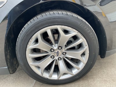 2019 Ford Taurus Limited