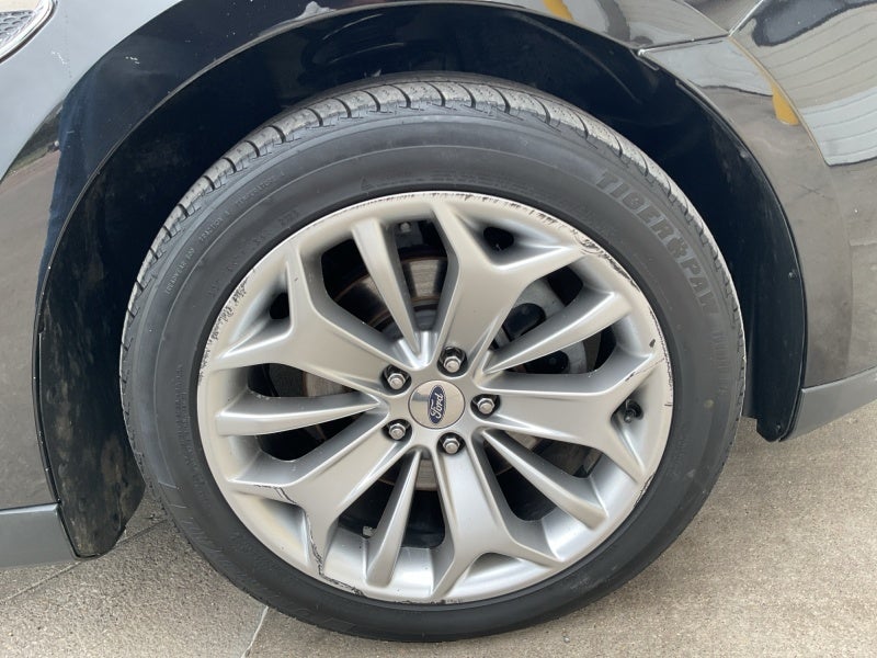 2019 Ford Taurus Limited