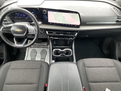 2025 Chevrolet Traverse AWD LT