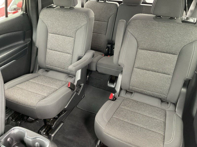 2025 Chevrolet Traverse AWD LT