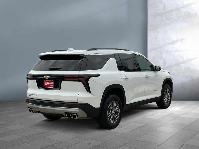 2025 Chevrolet Traverse AWD LT