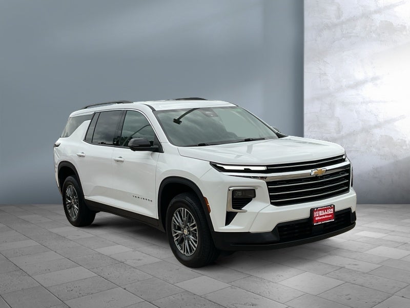 2025 Chevrolet Traverse AWD LT