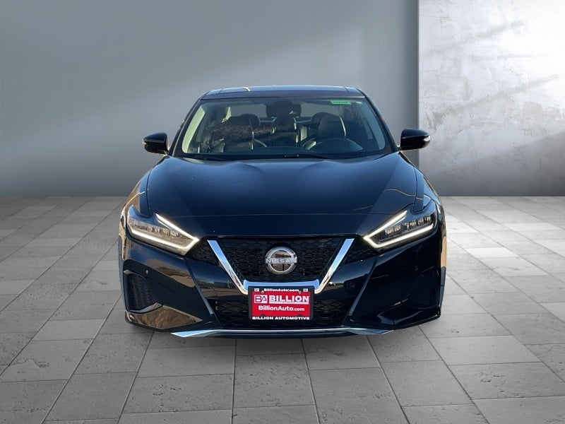 2023 Nissan Maxima SL