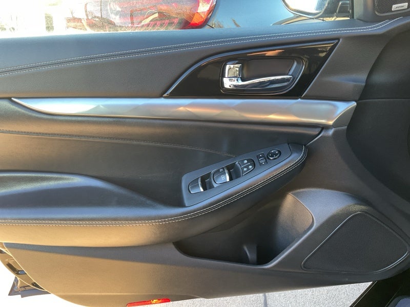 2023 Nissan Maxima SL