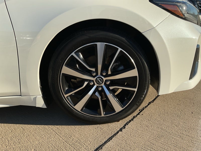 2023 Nissan Maxima SL