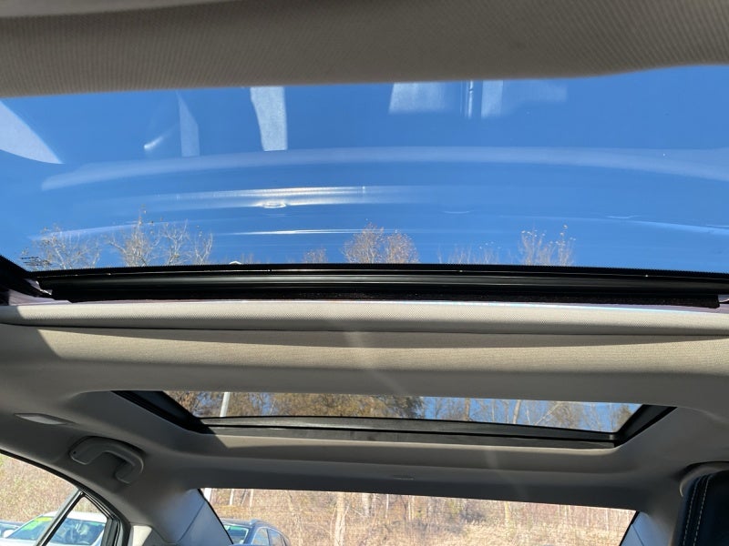 2023 Nissan Maxima SL