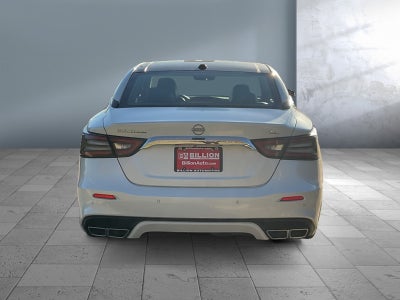 2023 Nissan Maxima SL