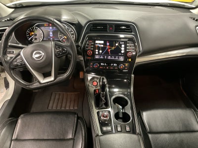 2023 Nissan Maxima SL