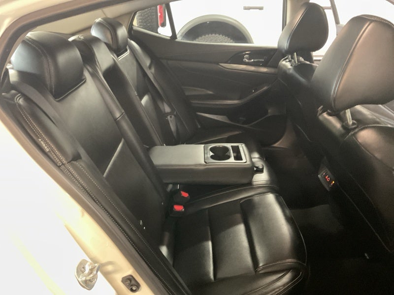 2023 Nissan Maxima SL