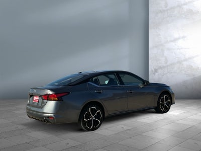 2025 Nissan Altima SR