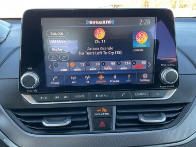 2025 Nissan Altima SR