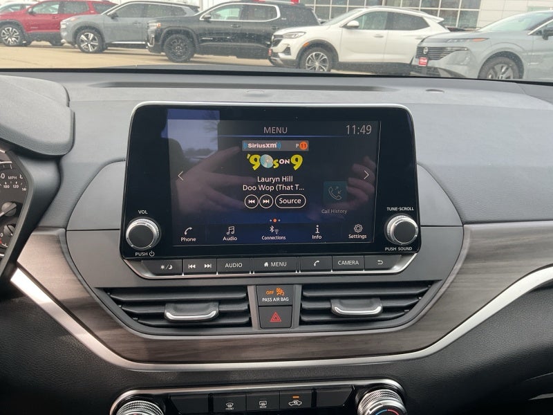 2025 Nissan Altima SV