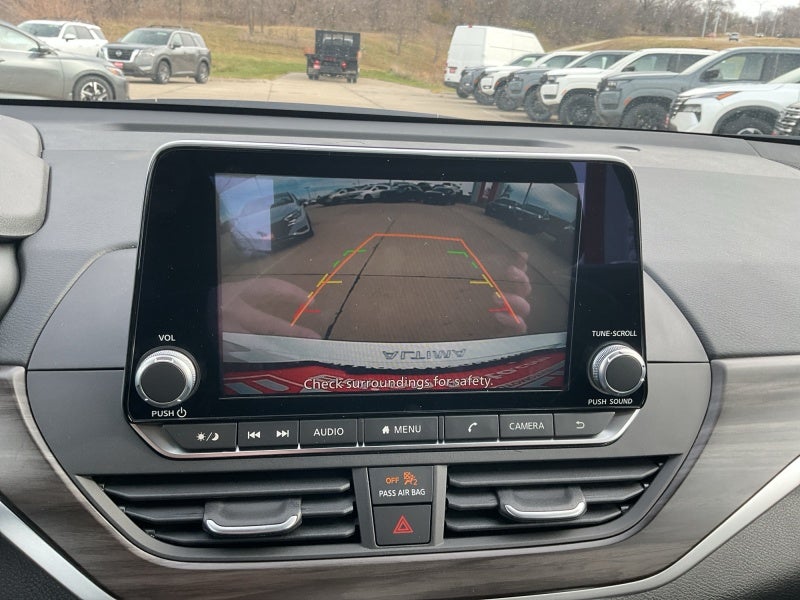 2025 Nissan Altima SV