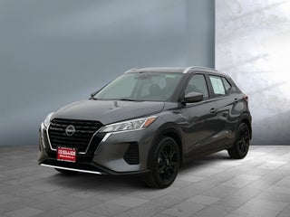 2022 Nissan Kicks SV