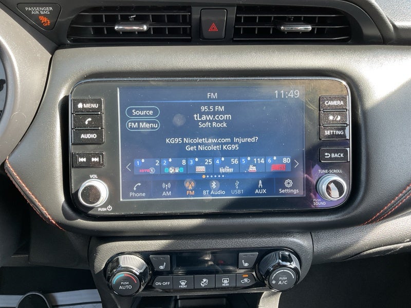 2023 Nissan Kicks SR