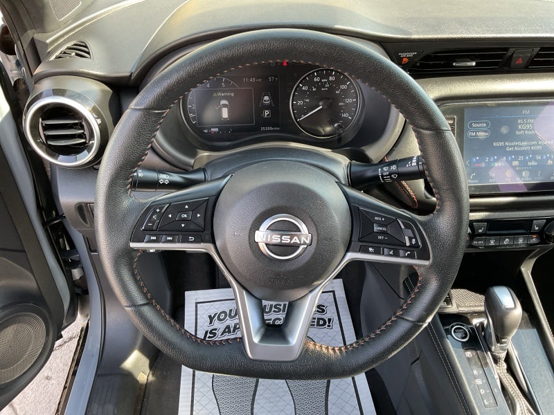 2023 Nissan Kicks SR
