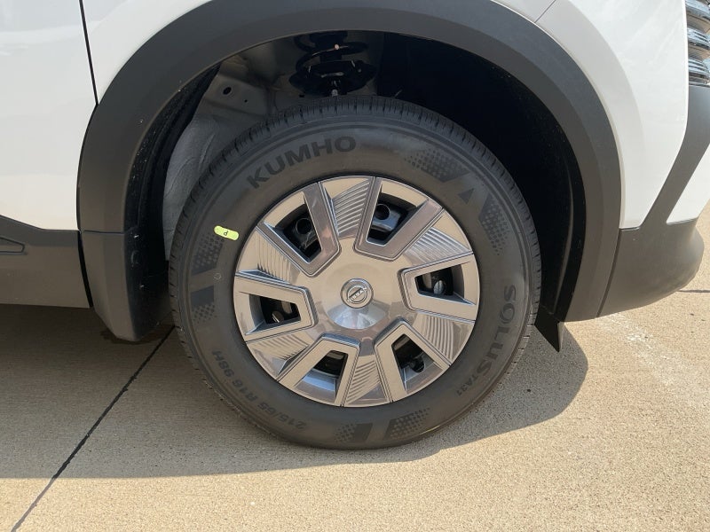 2026 Nissan Kicks S