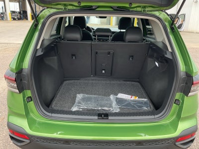 2025 Volkswagen Taos SE Black