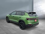 2025 Volkswagen Taos SE Black