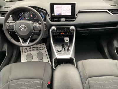 2025 Toyota RAV4 Hybrid SE