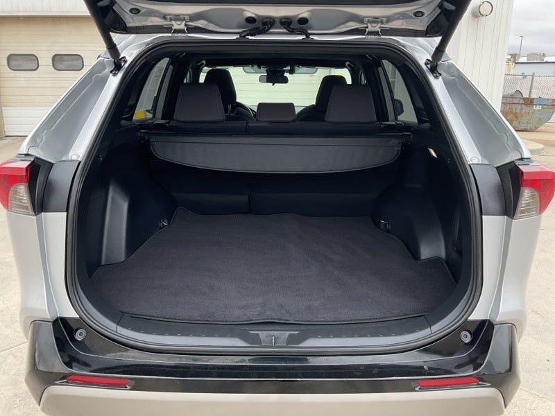 2025 Toyota RAV4 Hybrid SE