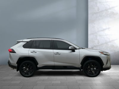 2025 Toyota RAV4 Hybrid SE