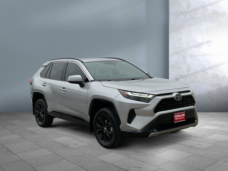 2025 Toyota RAV4 Hybrid SE