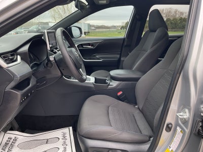 2025 Toyota RAV4 Hybrid SE