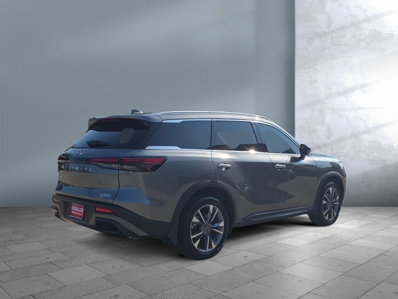2025 INFINITI QX60 LUXE