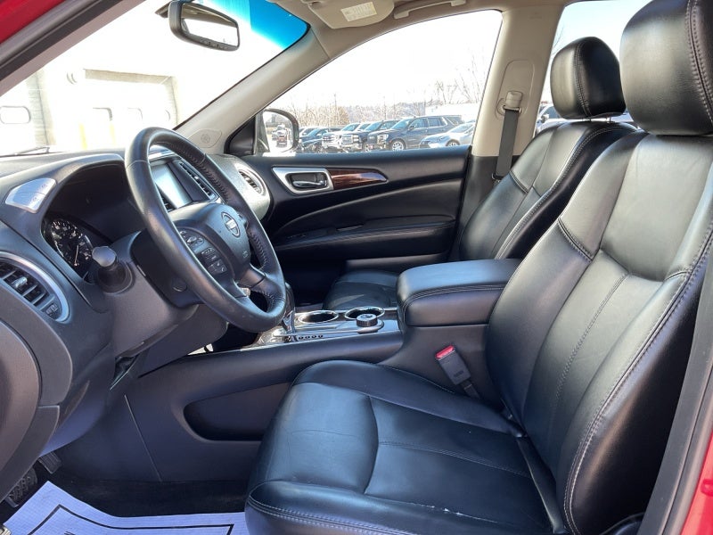 2015 Nissan Pathfinder SL