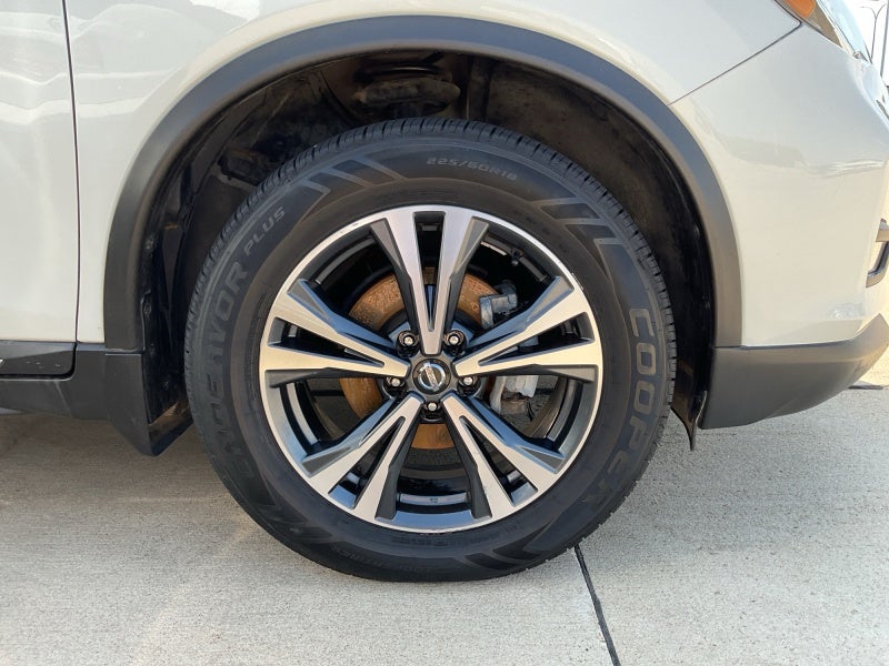 2017 Nissan Rogue SL