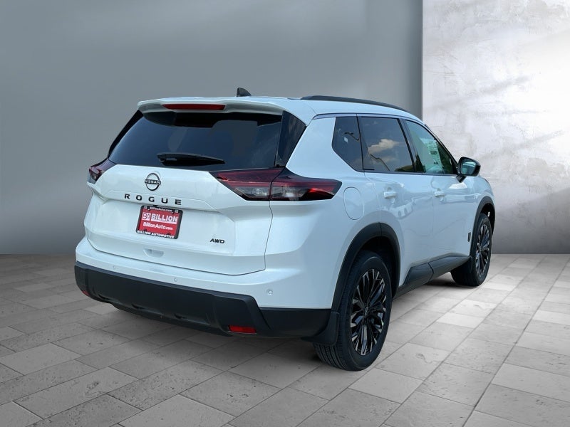 2026 Nissan Rogue Dark Armor™