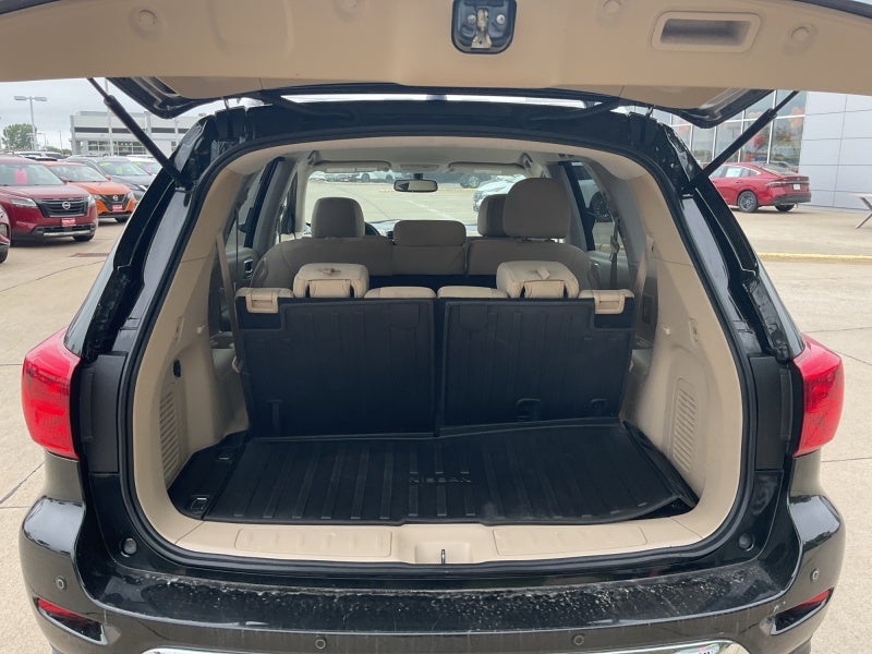2018 Nissan Pathfinder SV