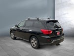 2018 Nissan Pathfinder SV