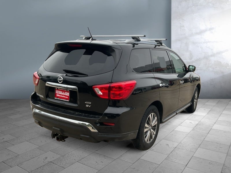 2018 Nissan Pathfinder SV