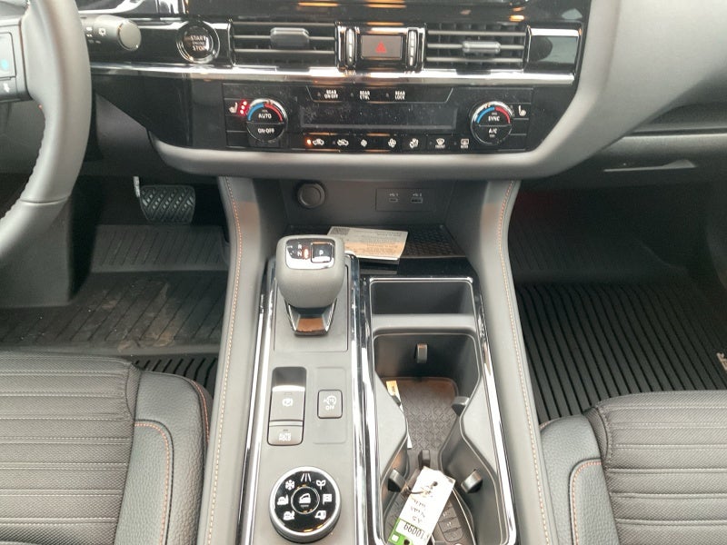 2025 Nissan Pathfinder Rock Creek®