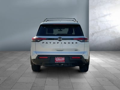 2025 Nissan Pathfinder SV