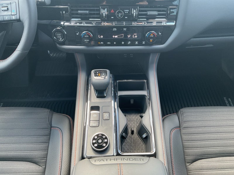 2026 Nissan Pathfinder Rock Creek®