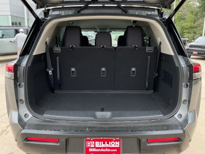 2026 Nissan Pathfinder SV