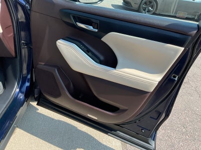 2020 Toyota Highlander XLE