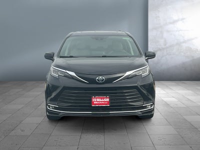 2021 Toyota Sienna XLE