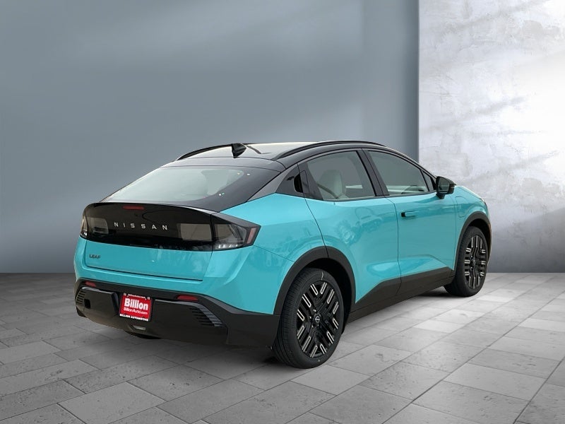 2026 Nissan LEAF Platinum+