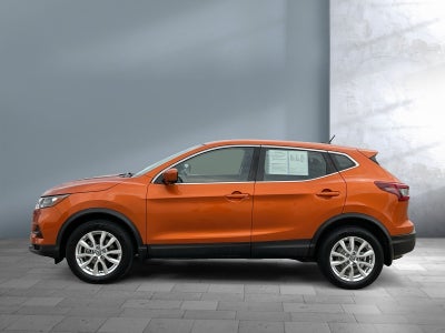 2022 Nissan Rogue Sport S